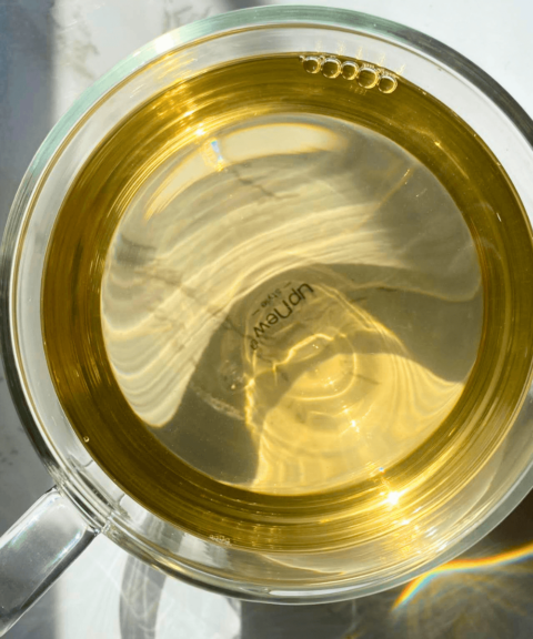 2024-11 Gobi Goji Chamomile herbal tea - marble table from top